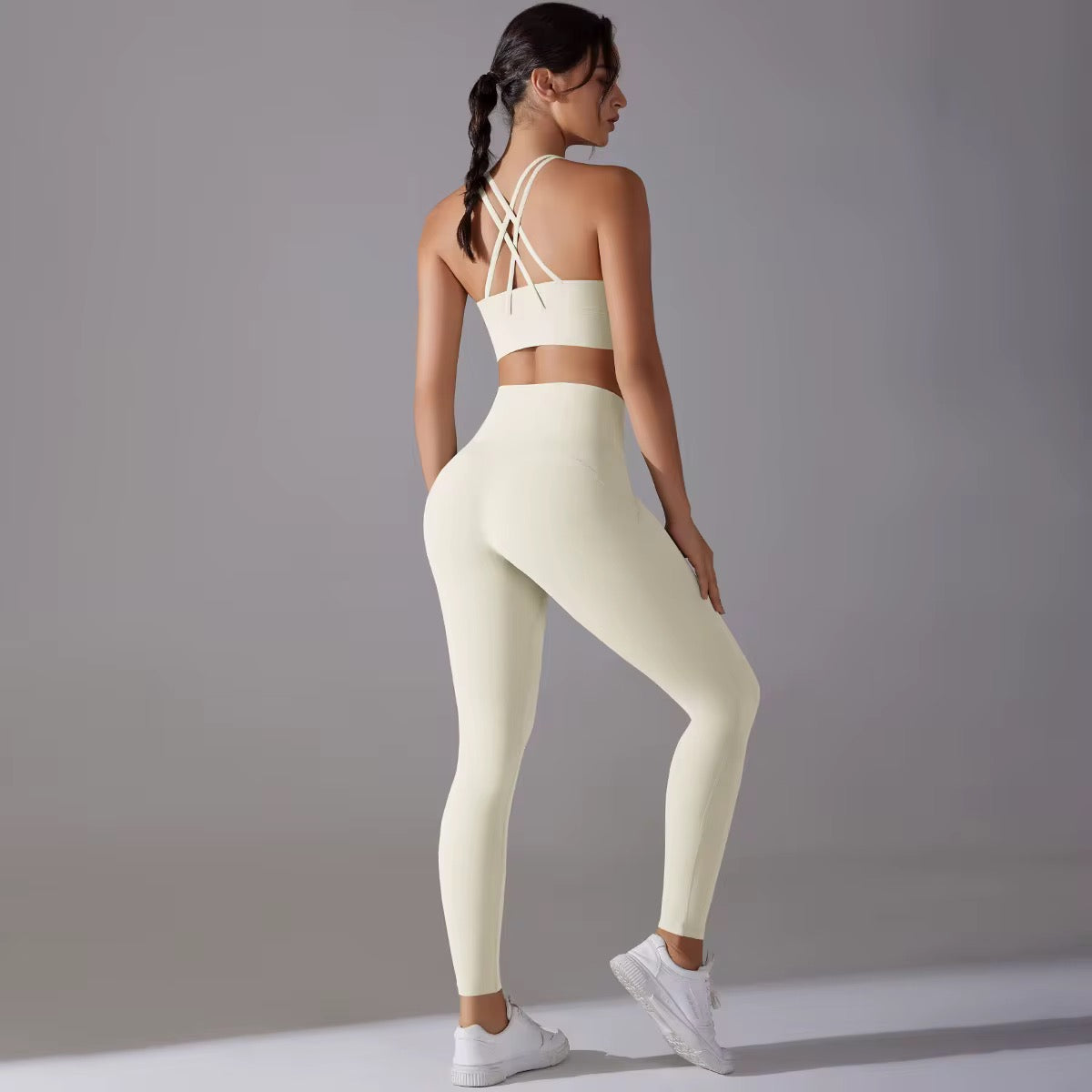 Top Momentum Cruzado Crema